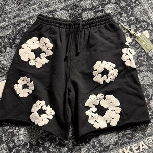 Men's Black Floral Athletic Shorts